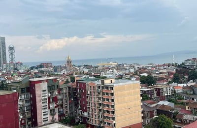 Vermietung einer gemütlichen Wohnung mit herrlichem Ausblick, 60 m², Batumi, Georgien