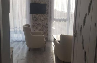 Аренда просторной, красивой квартиры с видом на море, 50 м², Батуми, Грузия