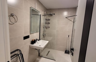 Gemütliche, stilvolle Wohnung mieten mit Meerblick, Batumi, Georgien