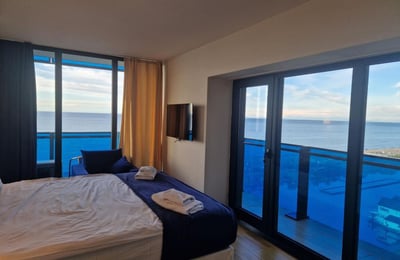 Alquiler de apartamento luminoso con vista al mar en Orbi City, 78 m², Batumi, Georgia