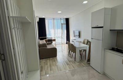 Location d'un appartement lumineux avec vue sur la mer, 48 m², Batumi, Géorgie