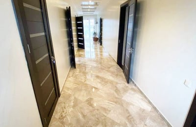 Location d'un appartement spacieux et moderne, 200 m², Batoumi, Géorgie