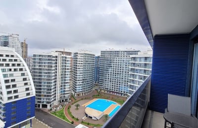 Alquiler de apartamento moderno y amueblado con vista al mar, White Sails, Batumi, Georgia