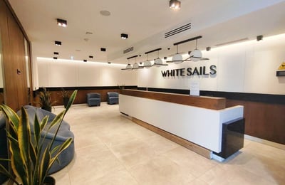 Аренда светлой студии с видом на море и город, White Sails, Батуми, Грузия