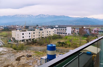 Location d'un studio cosy avec vue sur la montagne, Rainbow Batumi, Batoumi, Géorgie