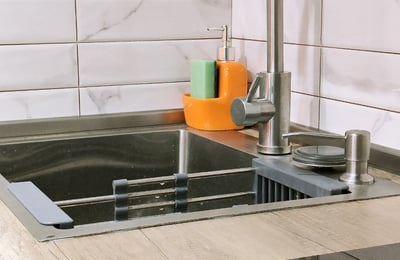 Location d'un studio cosy avec vue sur la montagne, Rainbow Batumi, Batoumi, Géorgie