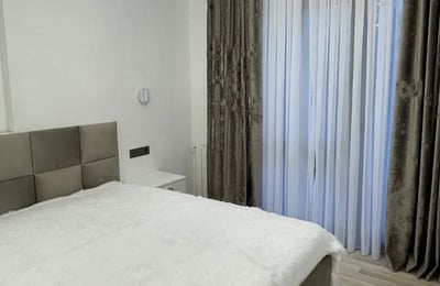 Location d'un appartement spacieux avec vue sur le stade, 60 m², Batoumi, Géorgie