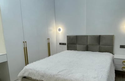 Location d'un appartement spacieux avec vue sur le stade, 60 m², Batoumi, Géorgie