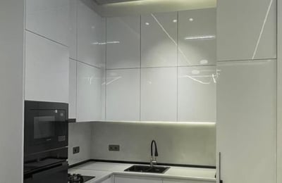Location d'un appartement spacieux avec vue sur le stade, 60 m², Batoumi, Géorgie