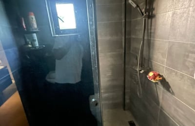 Vermietung eines geräumigen, komfortablen Hauses mit Hof, 200 m², Batumi, Georgien