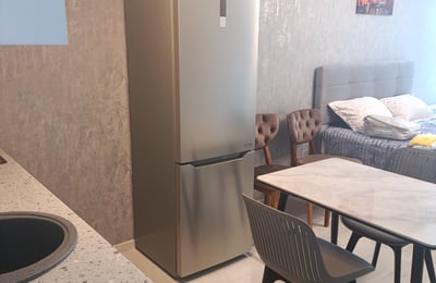 Location d'un studio neuf, 35 m², Blue Sky Tower, Batoumi, Géorgie