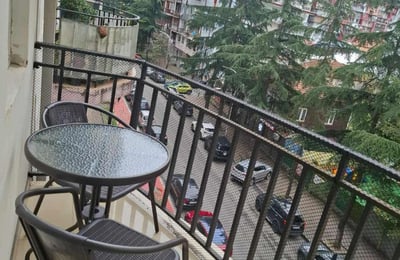 Alquiler de apartamento luminoso y amplio, 75 m², Batumi, Georgia