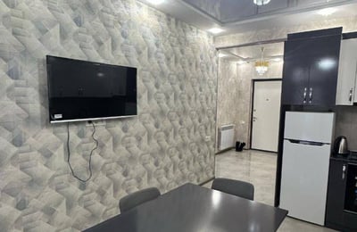 Vermietung einer komfortablen, möblierten Wohnung, 60 m², Black Sea Tower, Batumi, Georgien