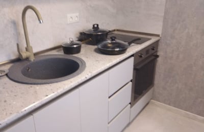 Location d'un studio confortable et lumineux, 35 m², Batoumi, Géorgie