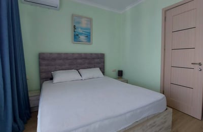 Rent a spacious apartment with panoramic view, 90 m², Batumi, Georgia