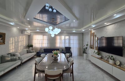 Rent of a bright, spacious apartment, Batumi, Georgia