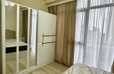 Alquiler de apartamento moderno y luminoso, 55 m², Batumi, Georgia