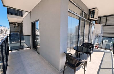 Alquiler de apartamento moderno y luminoso, 55 m², Batumi, Georgia