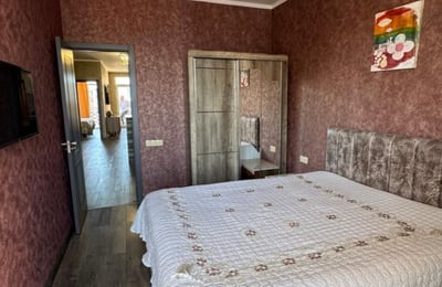 Rent a luxury, spacious apartment with sea and mountain view, 120 m², Batumi, Georgia