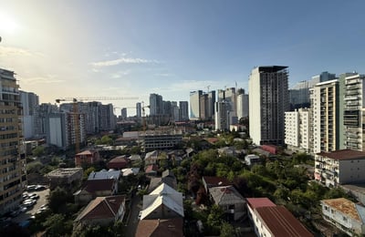 Wohnung mit 3 Schlafzimmern 85m² zur Miete in Stadionnähe, Batumi, Georgien