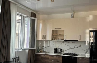 Appartement lumineux 60m² à louer, Batoumi, Géorgie