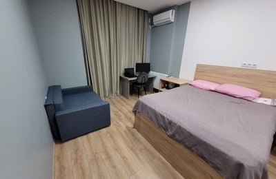 Аренда светлой студии 35м² с балконом, Батуми, Грузия
