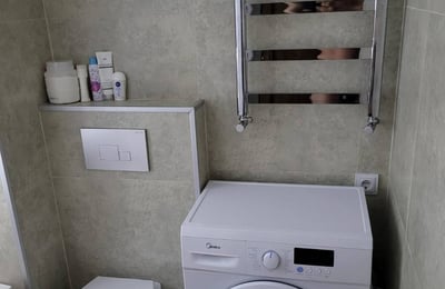 Аренда светлой студии 35м² с балконом, Батуми, Грузия