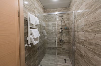 Appartement moderne 55m² à louer, Batoumi, Géorgie