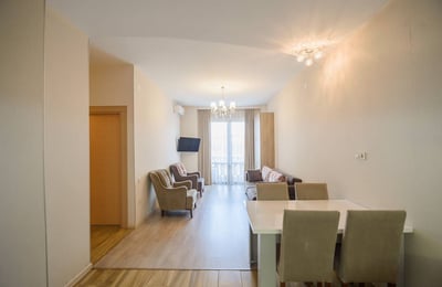 Appartement moderne 55m² à louer, Batoumi, Géorgie