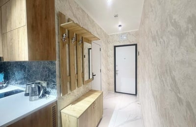 Modernes Studio 32m² mit großem Balkon zur Miete, Batumi, Georgien