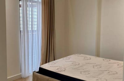 Modern and comfortable 90 sqm furnished apartment for rent, Batumi, Georgia