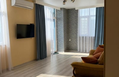 Location d'un appartement moderne et confortable de 60 m² avec vue sur la mer, Batumi, Géorgie