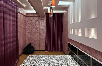 Location d’un appartement moderne et meublé avec parking, 120 m², Vake-Saburtalo, Tbilissi, Géorgie