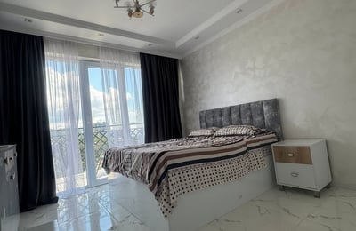 Estudio luminoso y moderno en alquiler, Batumi, Georgia