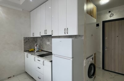 Estudio luminoso y moderno en alquiler, Batumi, Georgia