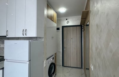 Estudio luminoso y moderno en alquiler, Batumi, Georgia