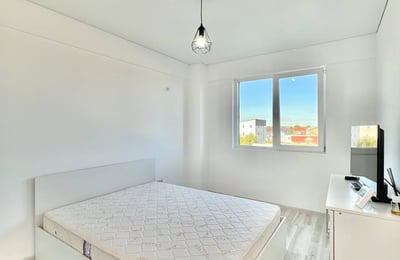 Moderne Wohnung mit Stadtblick zur Miete, Bukarest, Rumänien