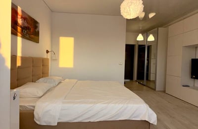 Estudio moderno, amueblado en alquiler, Bucarest, Rumanía