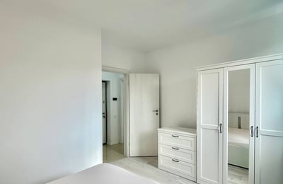 Stylish Apartment with Panoramic Balcony for Rent, Bucharest, Romania