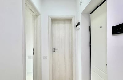 Stylish Apartment with Panoramic Balcony for Rent, Bucharest, Romania