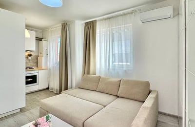 Bright and modern studio apartment rental in a new building, Bucharest, Romania