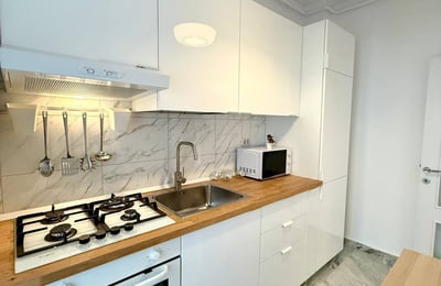 Langfristige Vermietung eines modernen Studios in Bukarest, Rumänien