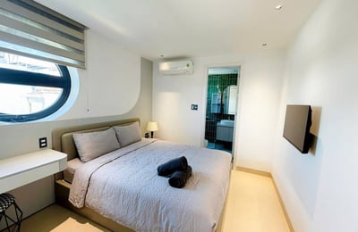 Luxury 2-bedroom apartment rental, Son Tra district, Da Nang, Vietnam