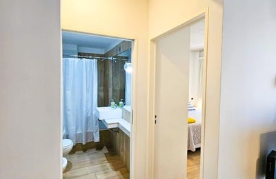 Modern 2-room apartment 68m2 with balcony in Palermo