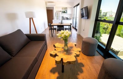 Soleado apartamento de 2 dormitorios 55m2 en Colegiales