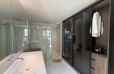 Location d'une villa luxueuse et entièrement meublée avec piscine, près de la plage, Da Nang, Vietnam