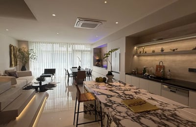 Location d'une villa luxueuse et entièrement meublée avec piscine, près de la plage, Da Nang, Vietnam