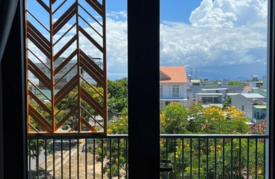 Location d'un appartement luxueux et neuf avec balcon, Ngu Hanh Son, Da Nang, Vietnam