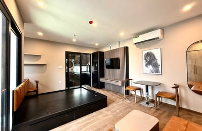 Rent a stylish, fully furnished apartment, near My Khe Beach, Da Nang, Vietnam