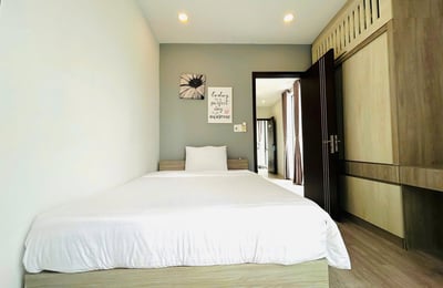 Vermietung einer modernen, vollmöblierten Wohnung in Strandnähe, Khue My, Da Nang, Vietnam